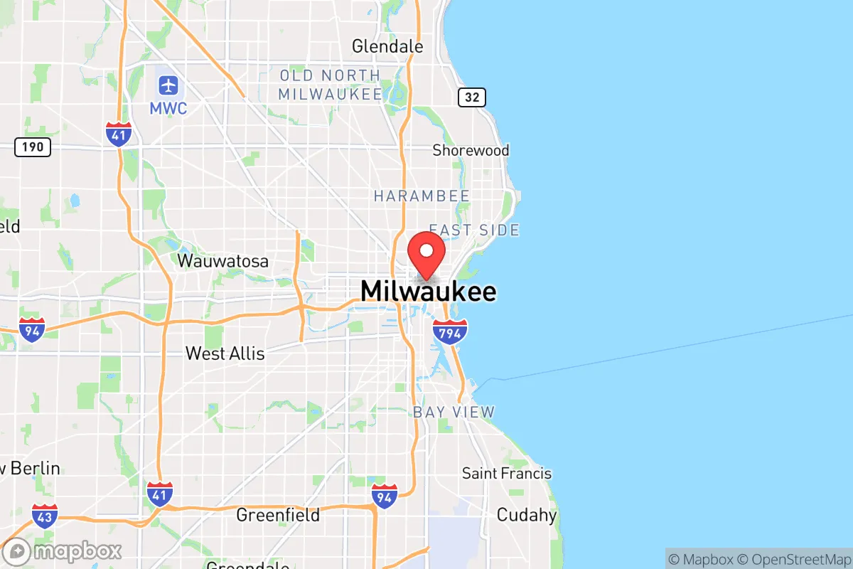 Map centered at 43.0641, -87.9671