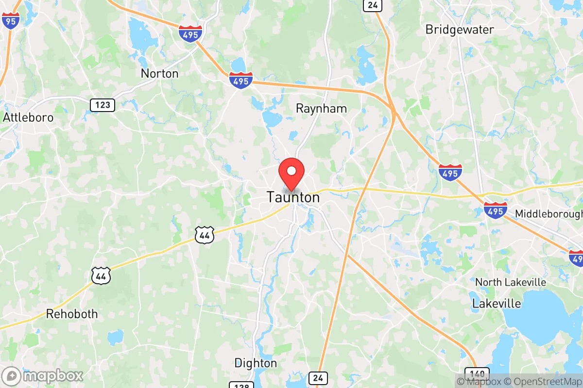 Map centered at 41.9036, -71.0943