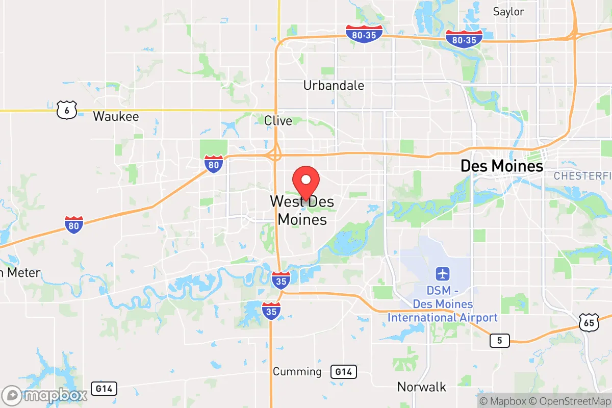Map centered at 41.5518, -93.7808