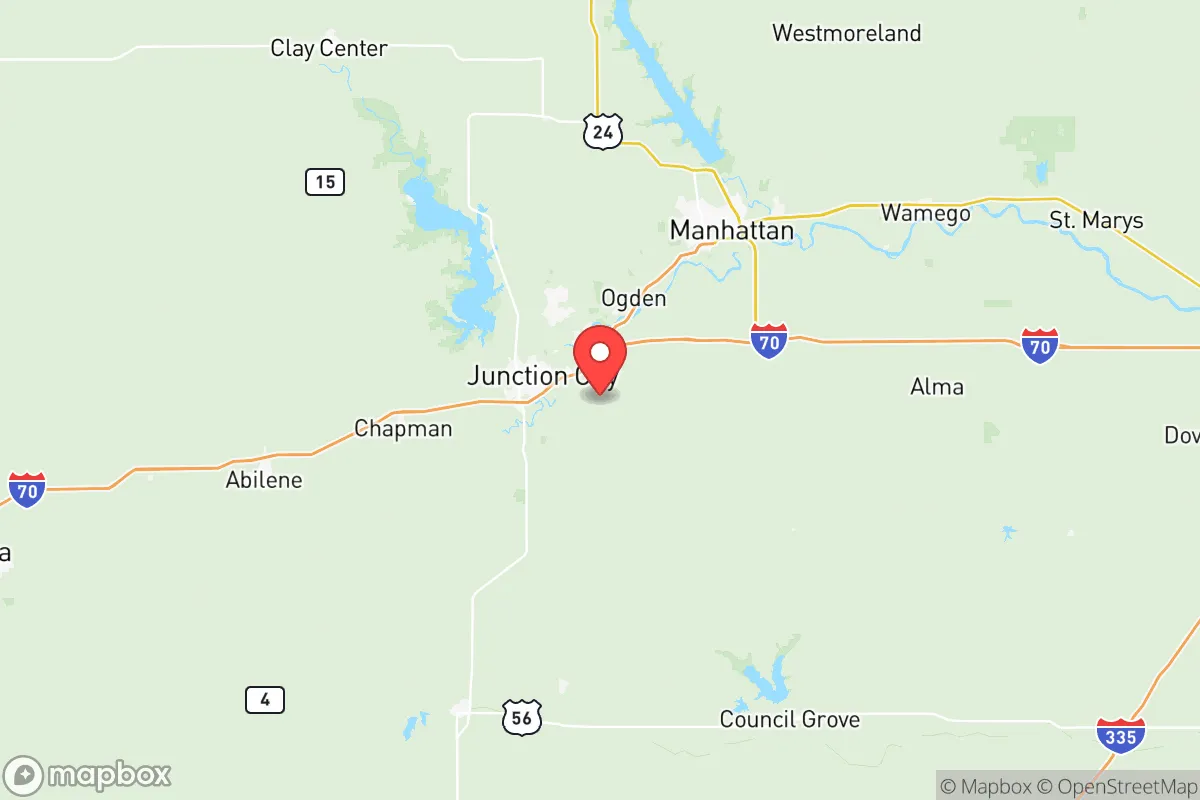 Map centered at 39.0024, -96.7524