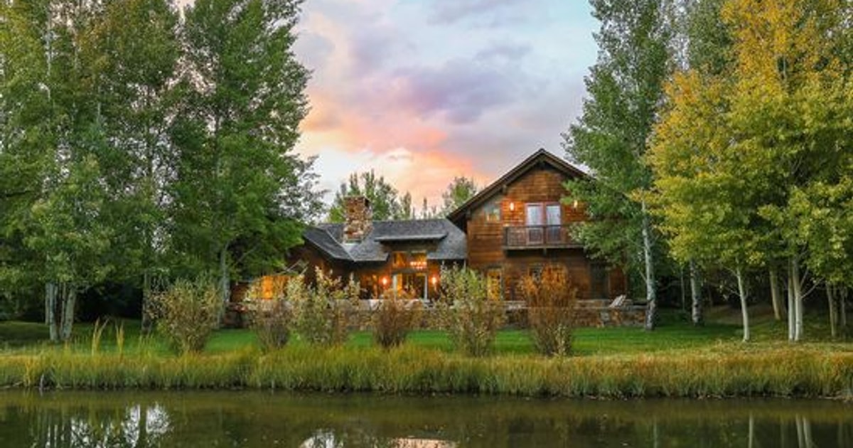 2740 Raptor View Lane, Jackson, WY 83001